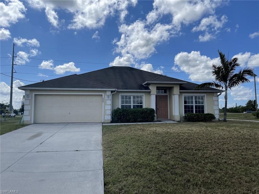 600 NE 24th TER CAPE CORAL, FL 33909