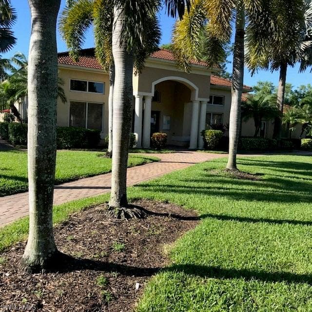 8225 Ibis Club DR 215 NAPLES, FL 34104