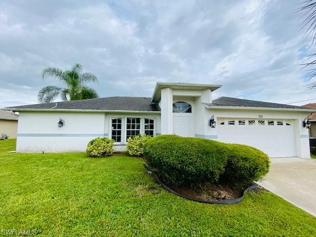 918 Champion AVE LEHIGH ACRES, FL 33971