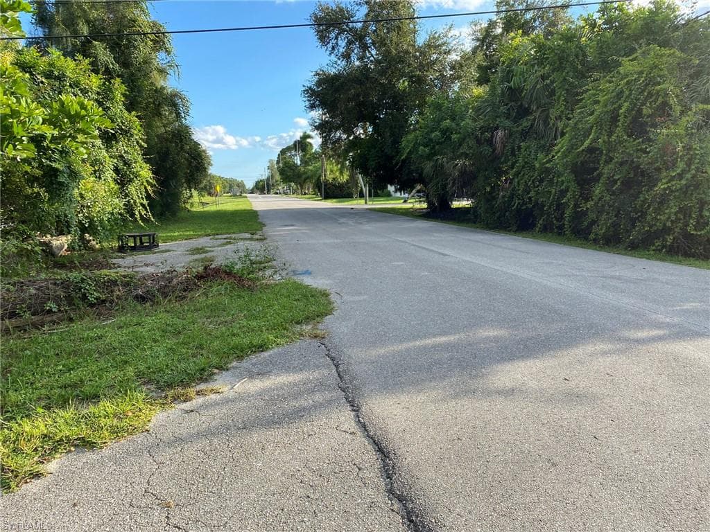 East Of Windsor on Boulevard Street BONITA SPRINGS, FL 34134