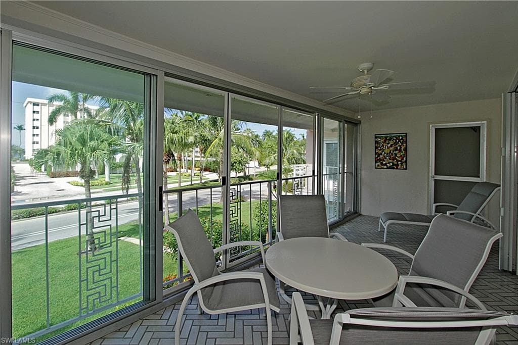 1910 Gulf Shore BLVD N 203 NAPLES, FL 34102