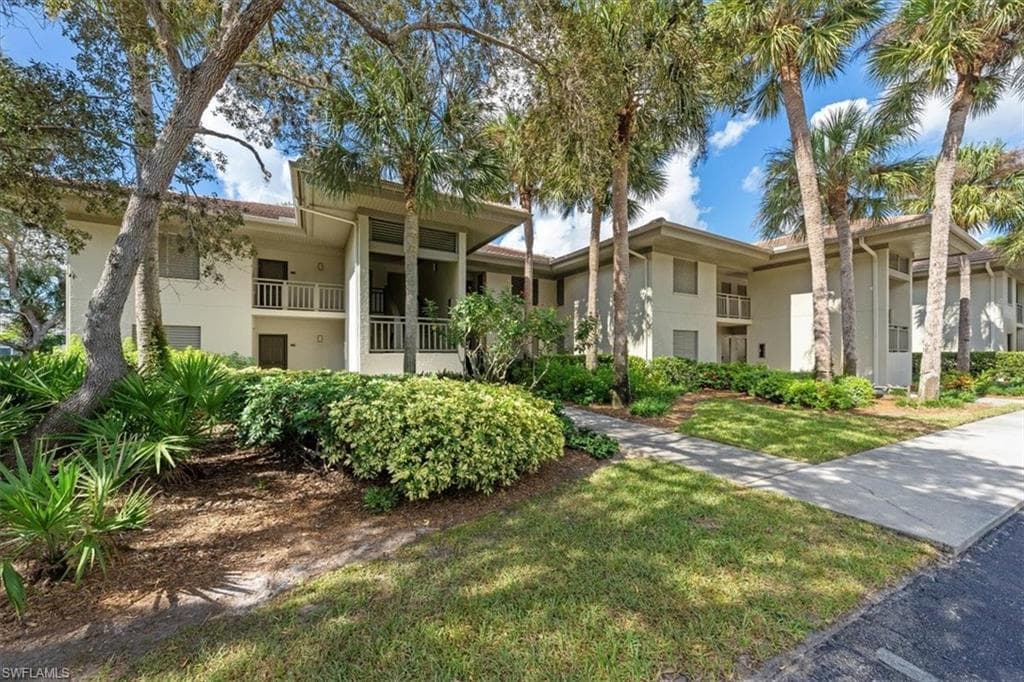 3621 Wild Pines DR 206 BONITA SPRINGS, FL 34134
