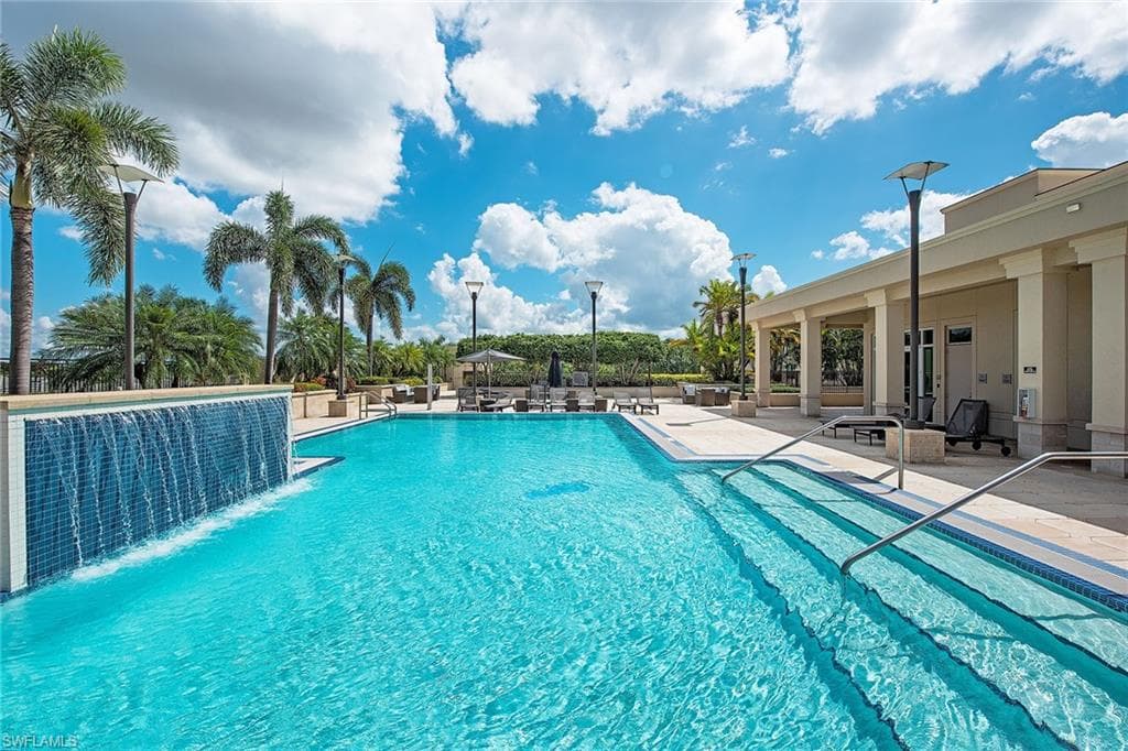 9123 Strada PL 7207 NAPLES, FL 34108