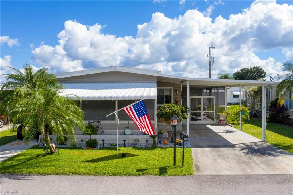 5630 Captain John Smith LOOP NORTH FORT MYERS, FL 33917