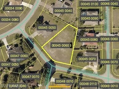 103 Newbern AVE LEHIGH ACRES, FL 33936