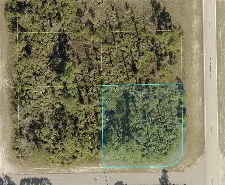 1058 Columbus BLVD S LEHIGH ACRES, FL 33974