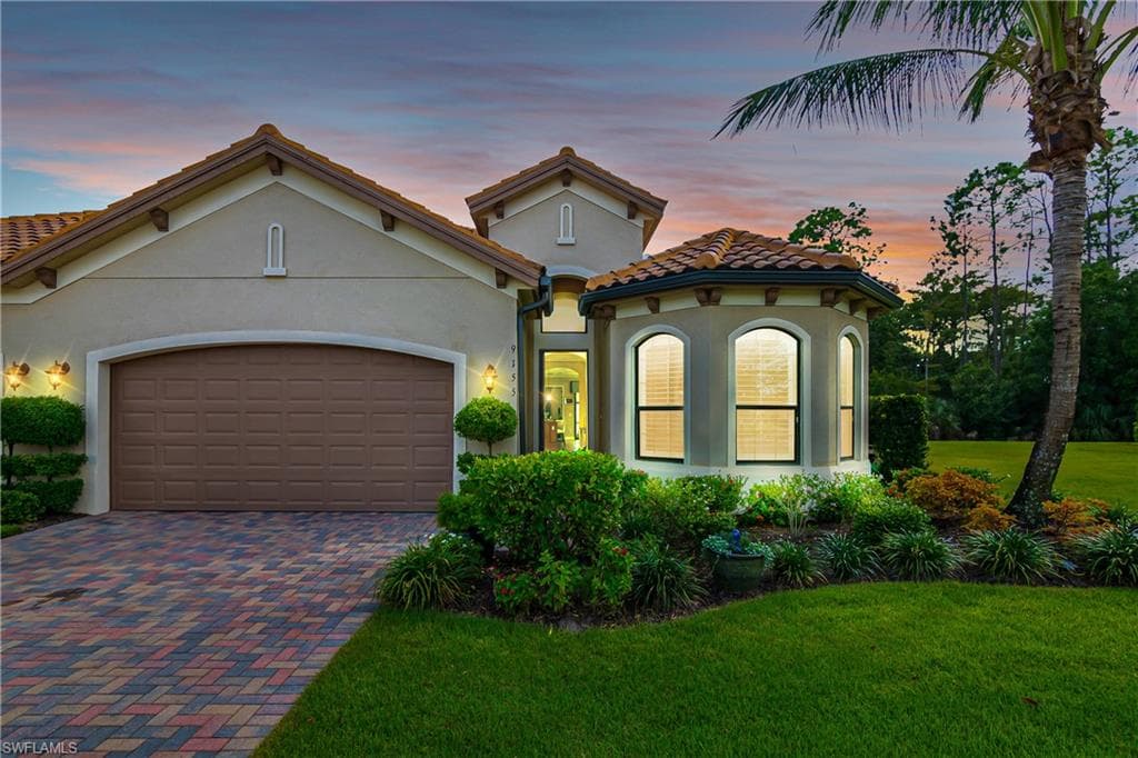 9155 Isla Bella CIR BONITA SPRINGS, FL 34135