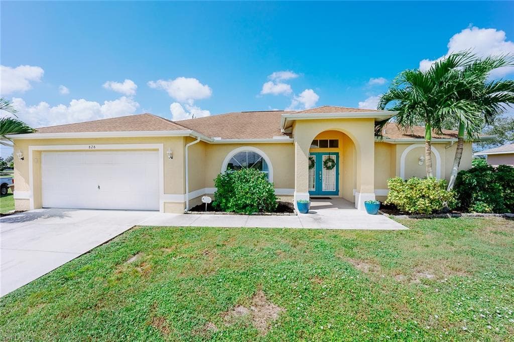 828 NE 7th PL CAPE CORAL, FL 33909