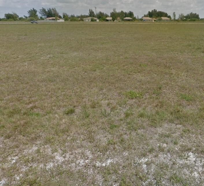 1017 NW 32nd PL CAPE CORAL, FL 33993