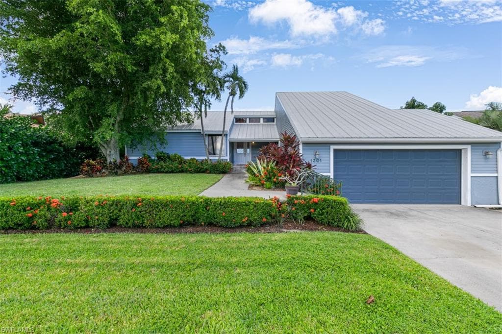 1301 Riverhead AVE MARCO ISLAND, FL 34145