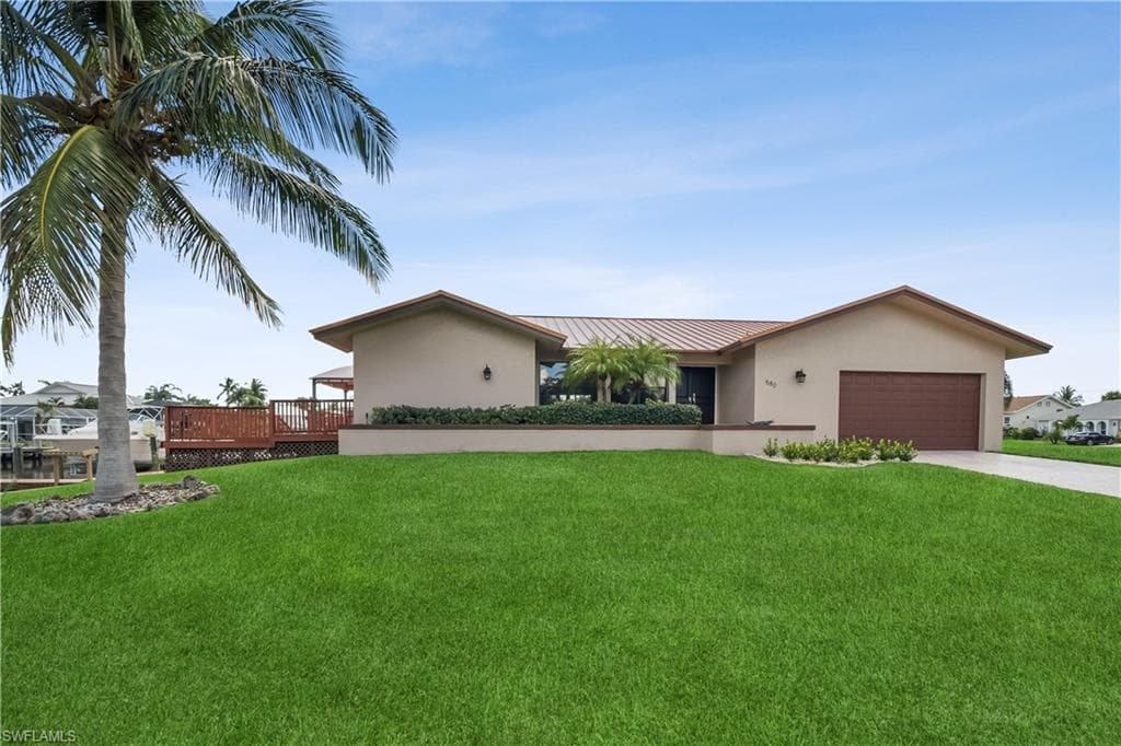 580 Capri BLVD NAPLES, FL 34113