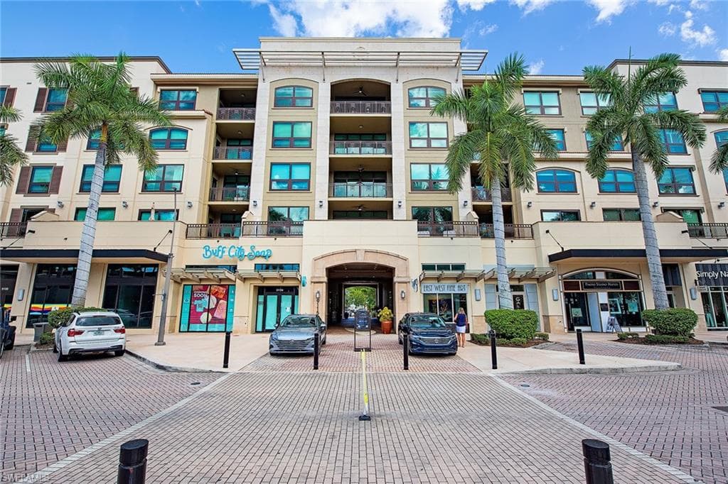 9115 Strada PL 5308 NAPLES, FL 34108