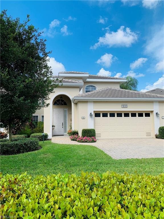 1835 Seville BLVD 722 NAPLES, FL 34109