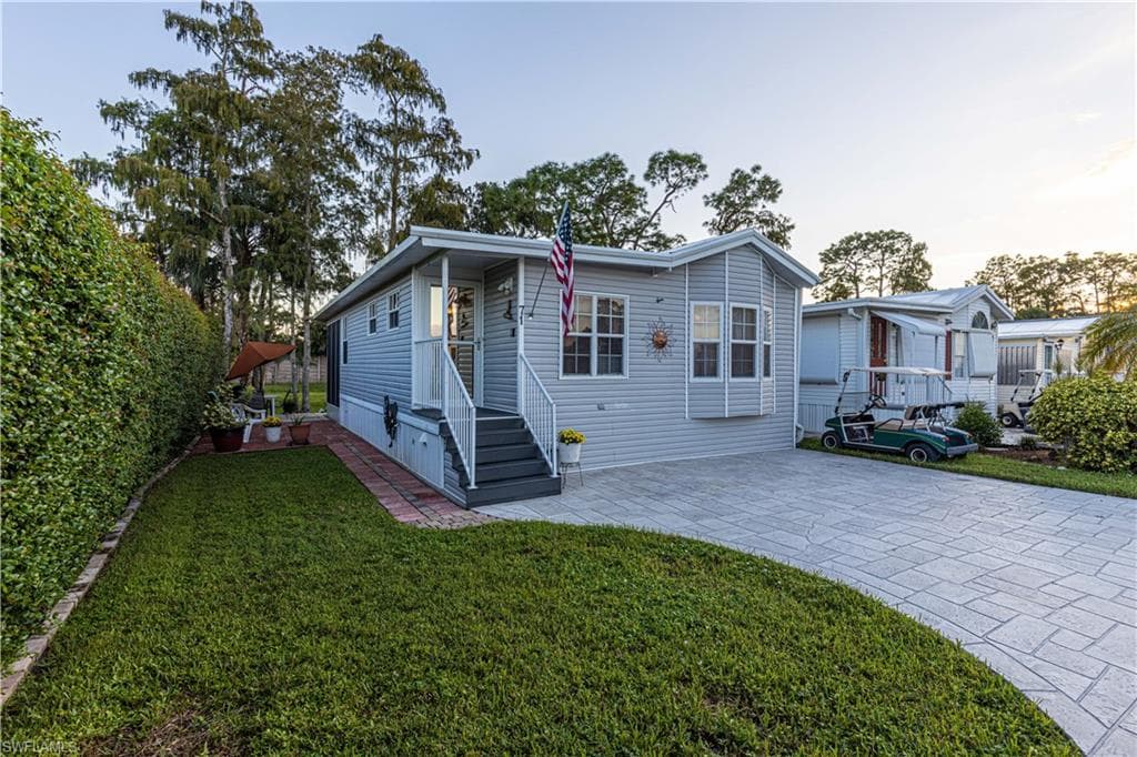 71 Vanda Sanctuary 71 NAPLES, FL 34114