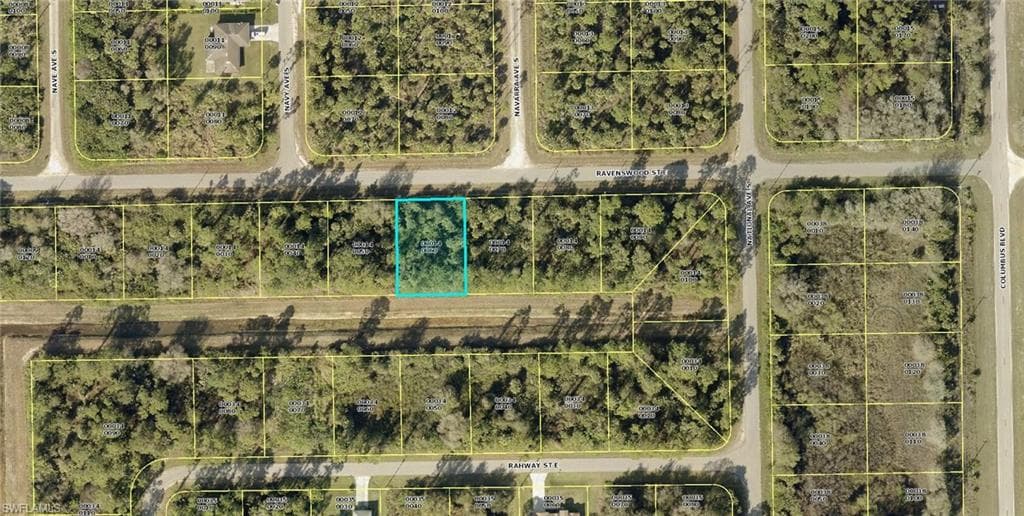 1142 Ravenswood ST E LEHIGH ACRES, FL 33974