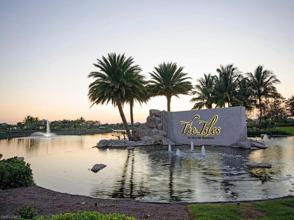 6560 Dominica DR 201 NAPLES, FL 34113