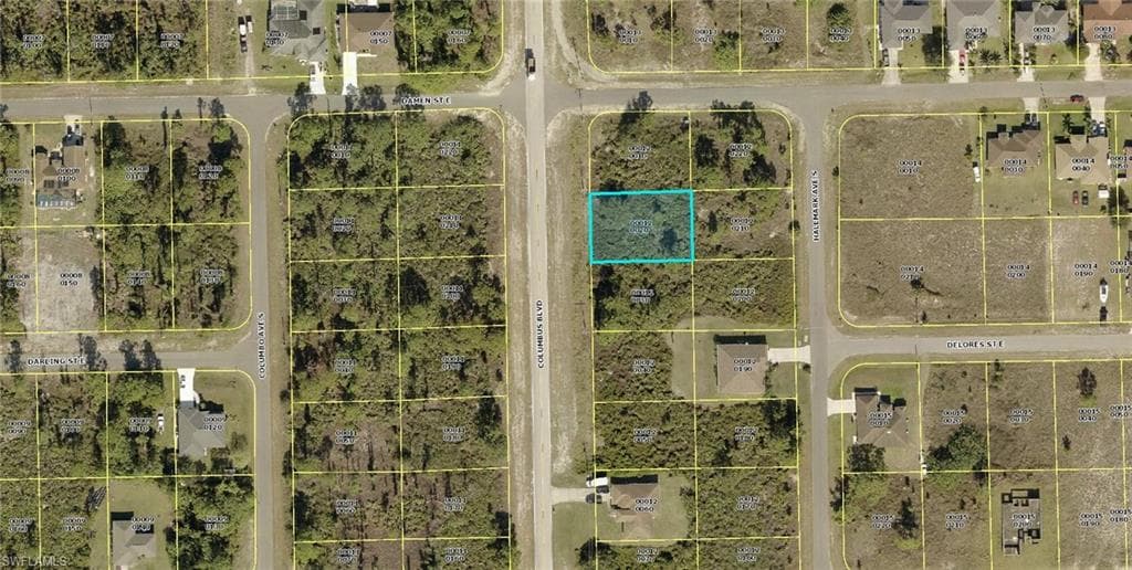 1107 Columbus BLVD S LEHIGH ACRES, FL 33974