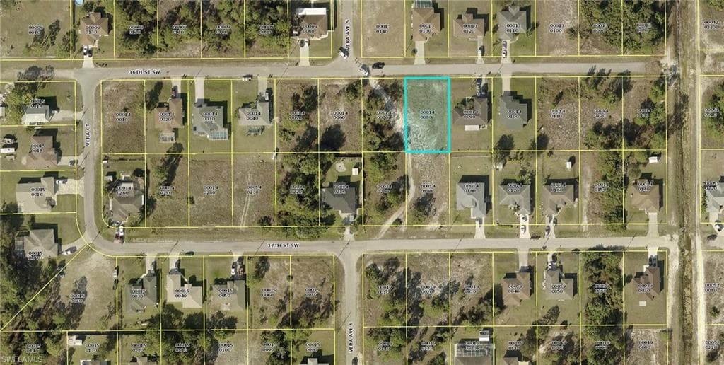 3511 36th ST SW LEHIGH ACRES, FL 33976