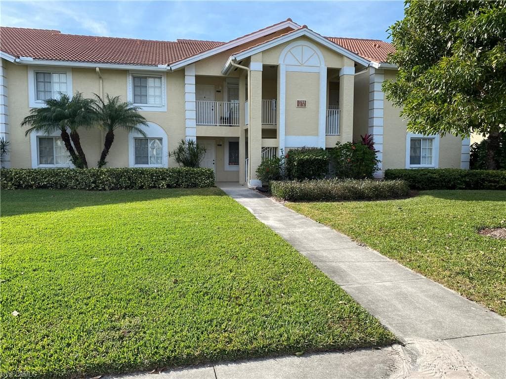 7755 Jewel LN 103 NAPLES, FL 34109