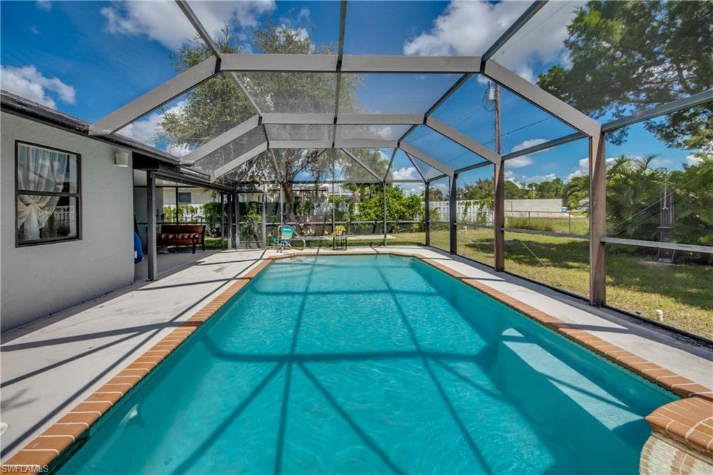 35 NW 13th AVE CAPE CORAL, FL 33993