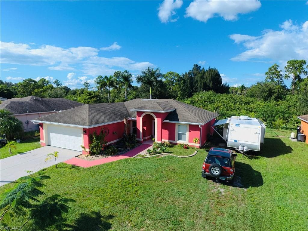 108 Ridgemont DR LEHIGH ACRES, FL 33972