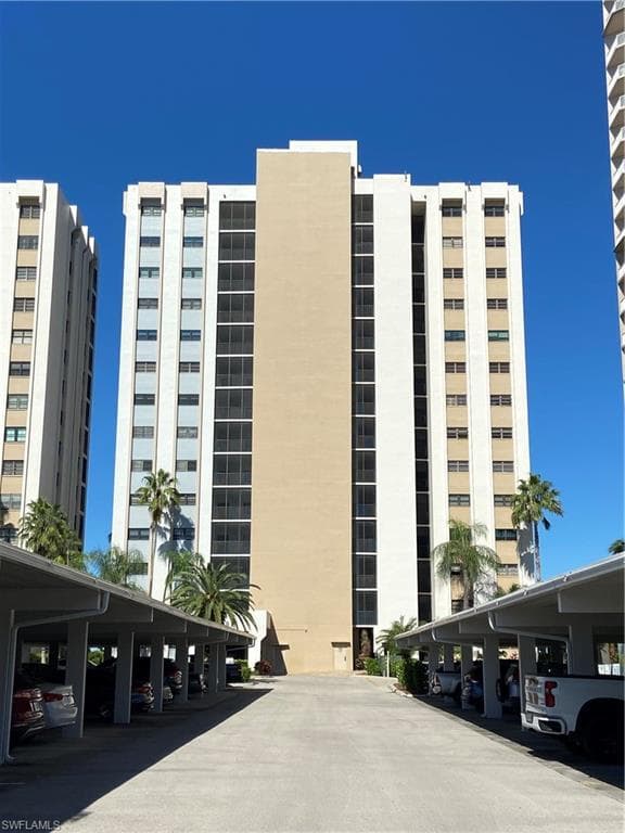 1901 Clifford ST 1304 FORT MYERS, FL 33901
