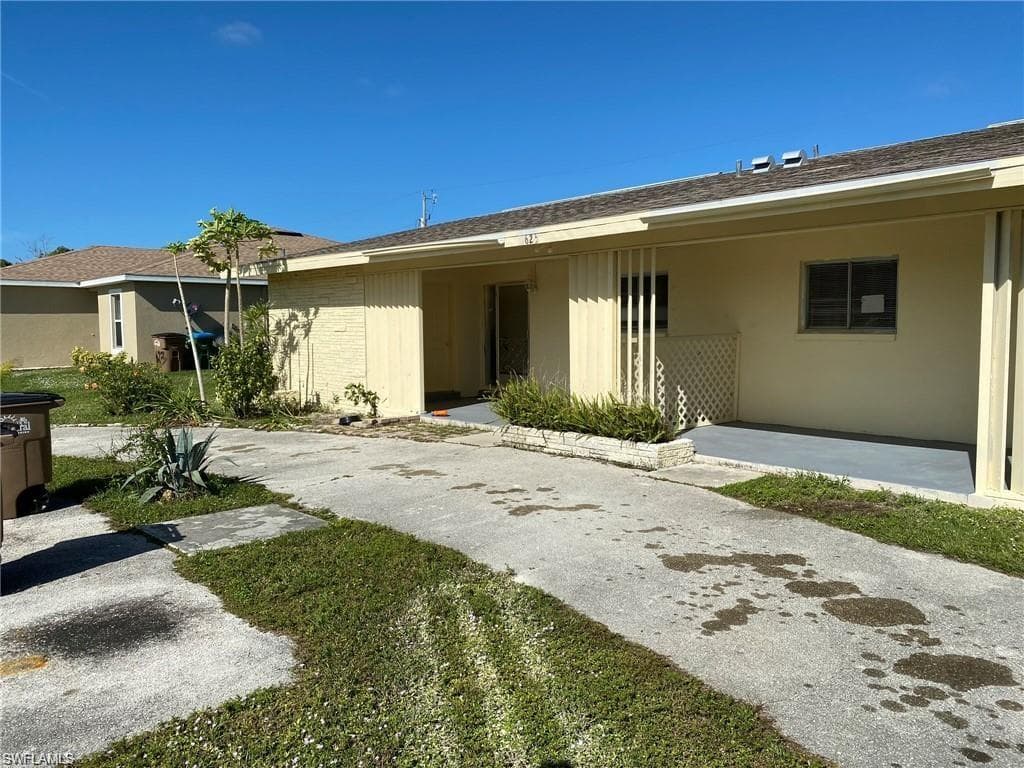 625 SE 46th LN A-B CAPE CORAL, FL 33904