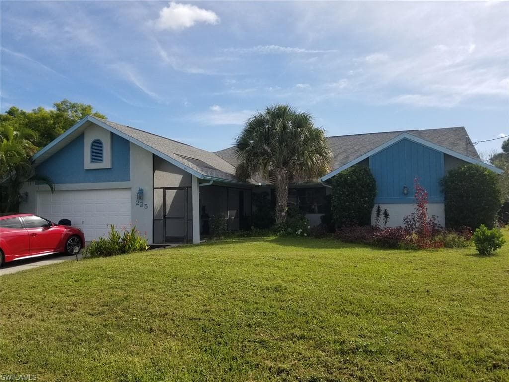 225 SE 4th PL CAPE CORAL, FL 33990