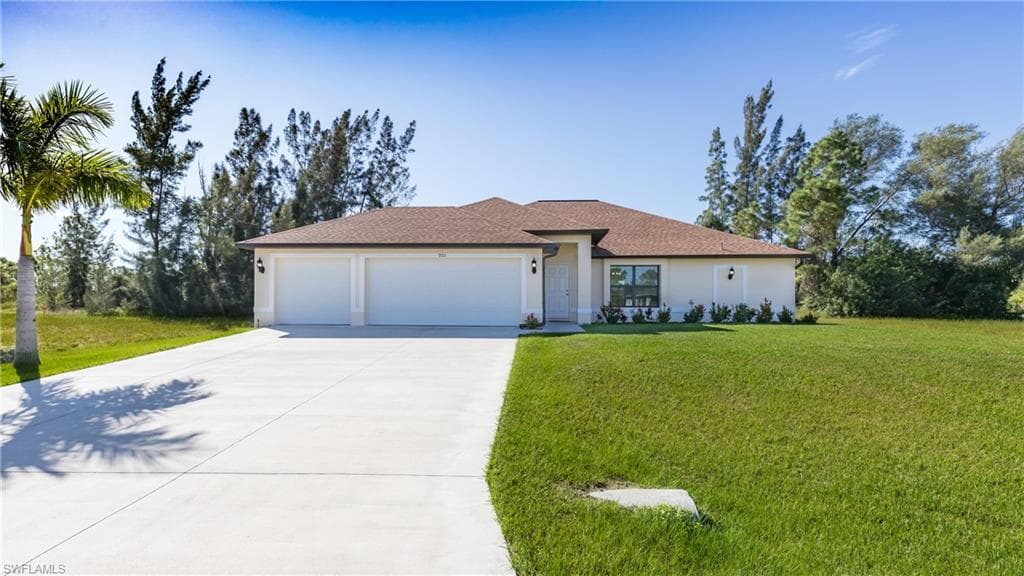 920 NE 34th LN CAPE CORAL, FL 33909