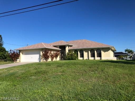825 SW 40th TER CAPE CORAL, FL 33914