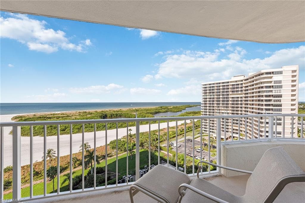 320 Seaview CT 1203 MARCO ISLAND, FL 34145