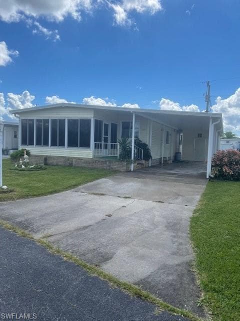 3177 Mercury LN NORTH FORT MYERS, FL 33903