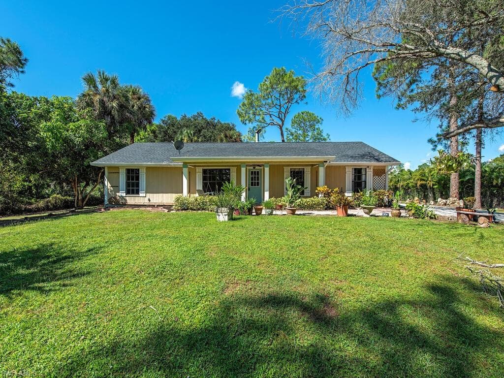241 15th ST SW NAPLES, FL 34117