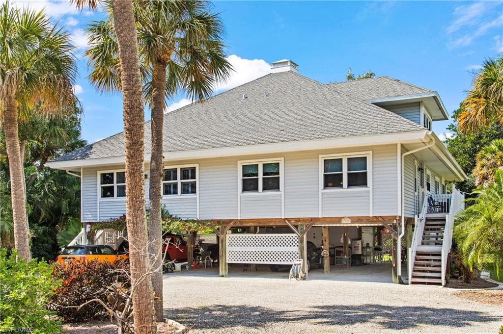 2138 Egret CIR SANIBEL, FL 33957