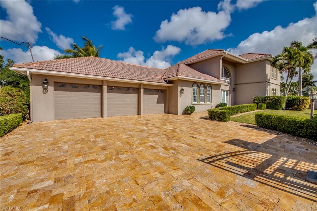 14370 Mcgregor BLVD FORT MYERS, FL 33919