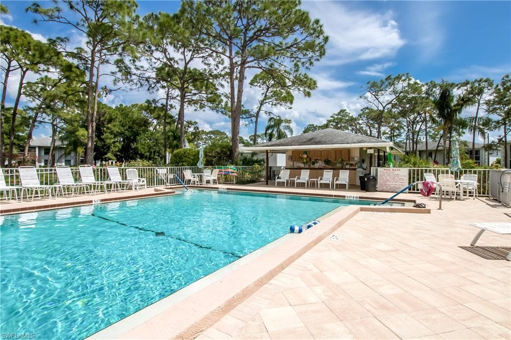 7092 Nantucket CIR 8 NORTH FORT MYERS, FL 33917