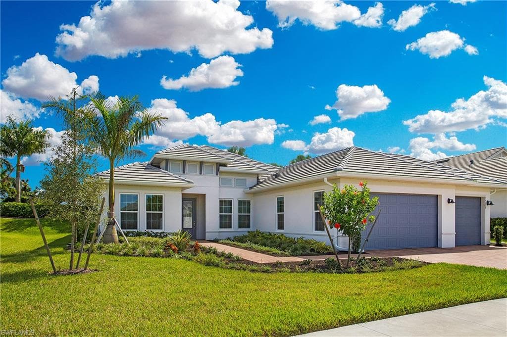 14620 Regatta LN NAPLES, FL 34114