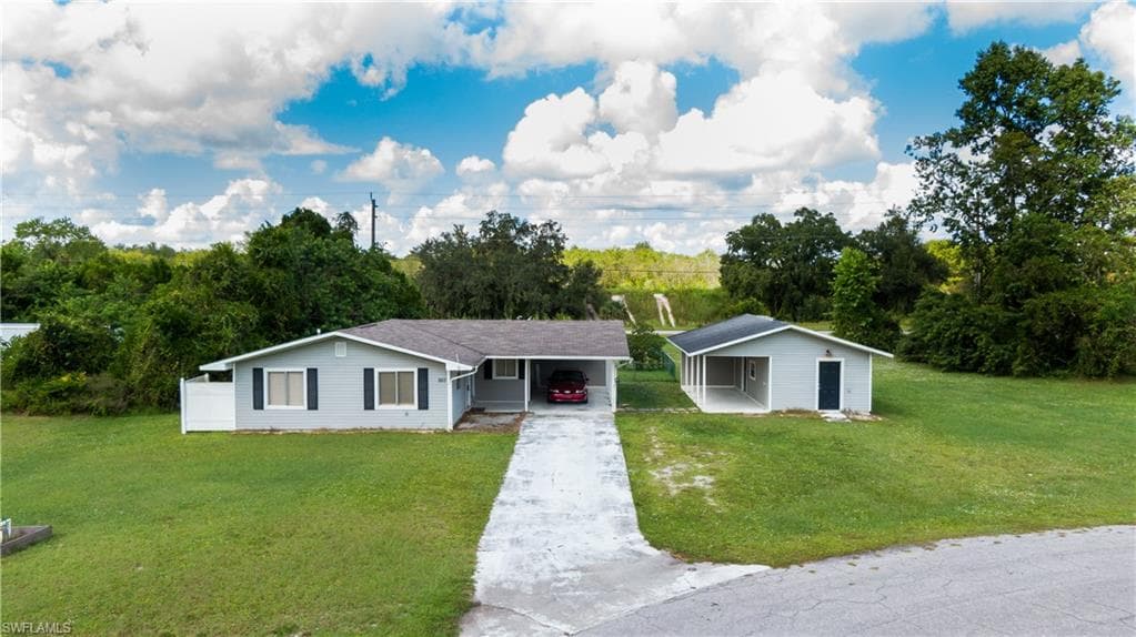 865 QUAIL RUN LABELLE, FL 33935