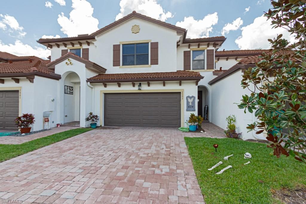 7797 Bristol CIR NAPLES, FL 34120