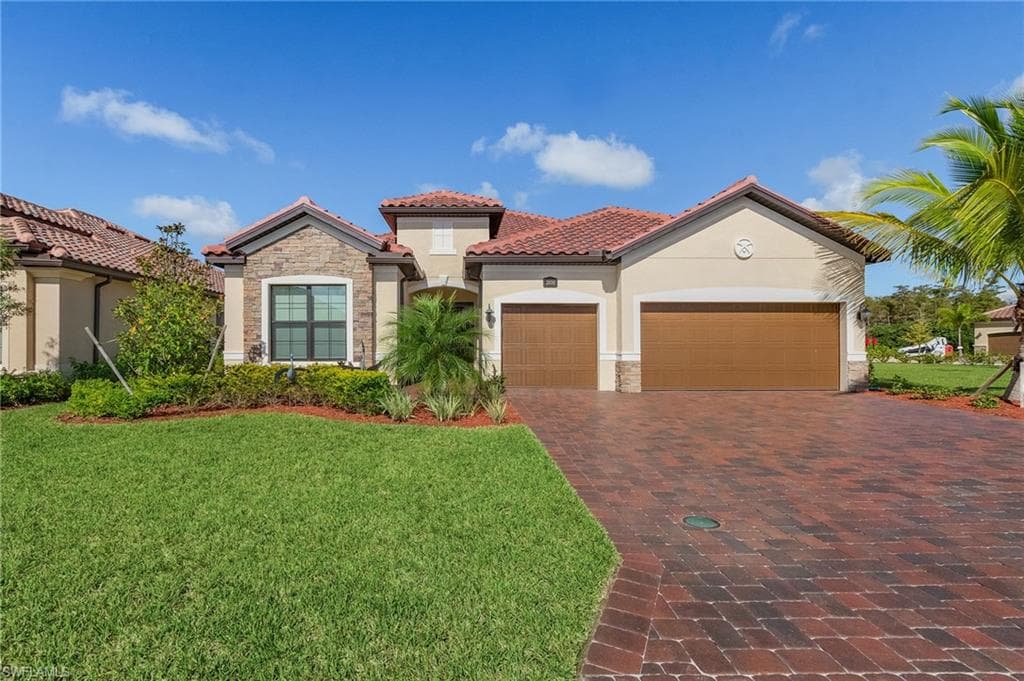 28010 Wicklow CT BONITA SPRINGS, FL 34135