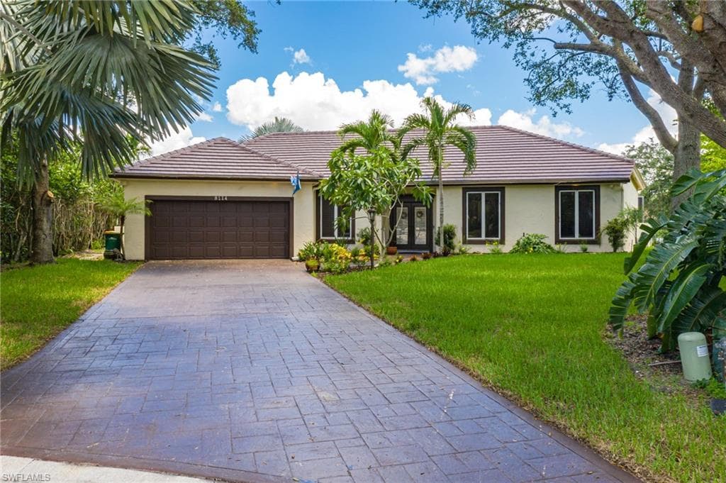 8114 Costa Brava CT NAPLES, FL 34109