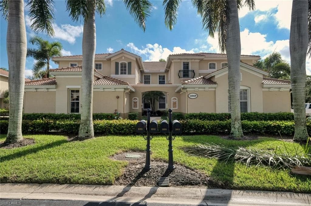 11069 Harbour Yacht CT 102 FORT MYERS, FL 33908