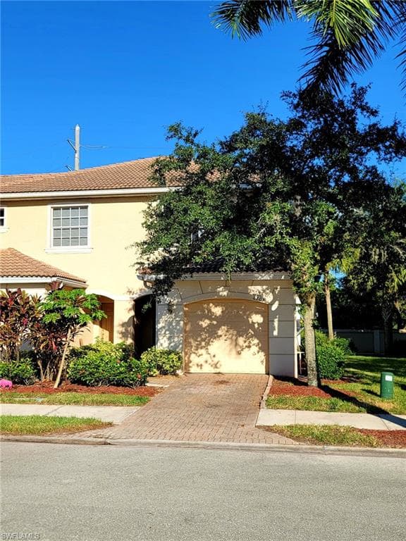 8703 Athena CT LEHIGH ACRES, FL 33971