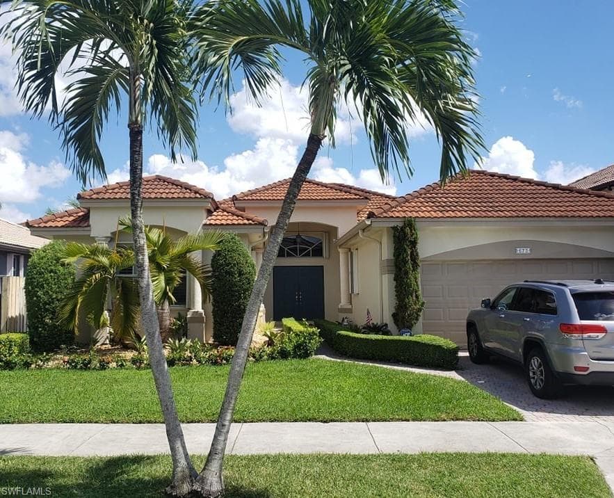 673 NW 129th CT MIAMI, FL 33182