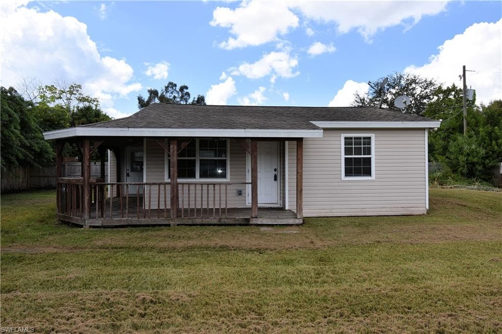2701 Charlene ST PUNTA GORDA, FL 33950