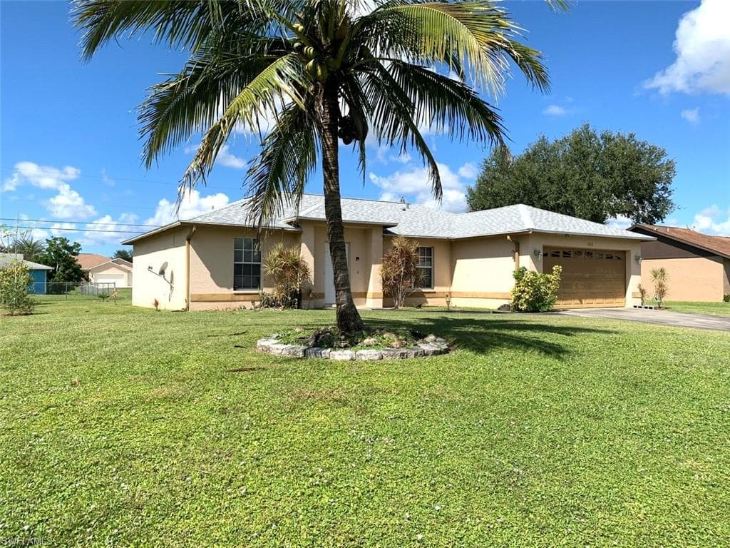 1426 NE 18th PL CAPE CORAL, FL 33909