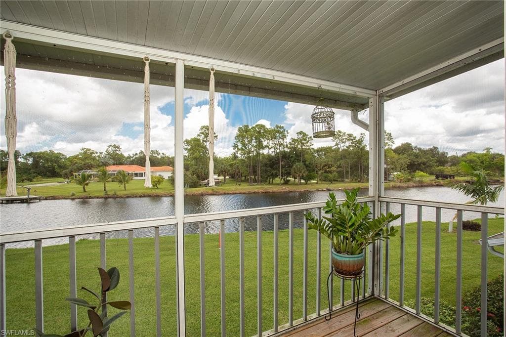1582 Trafalgar LN C-202 NAPLES, FL 34116