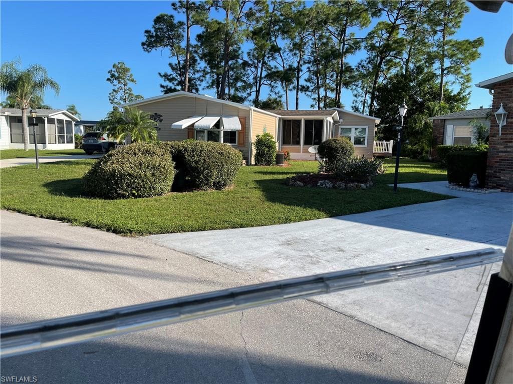 19678 Eagle Trace CT NORTH FORT MYERS, FL 33903