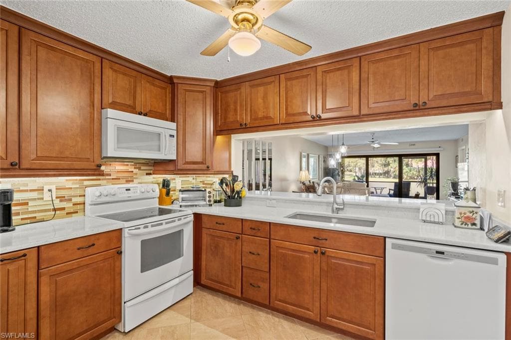 5724 Deauville CIR H108 NAPLES, FL 34112