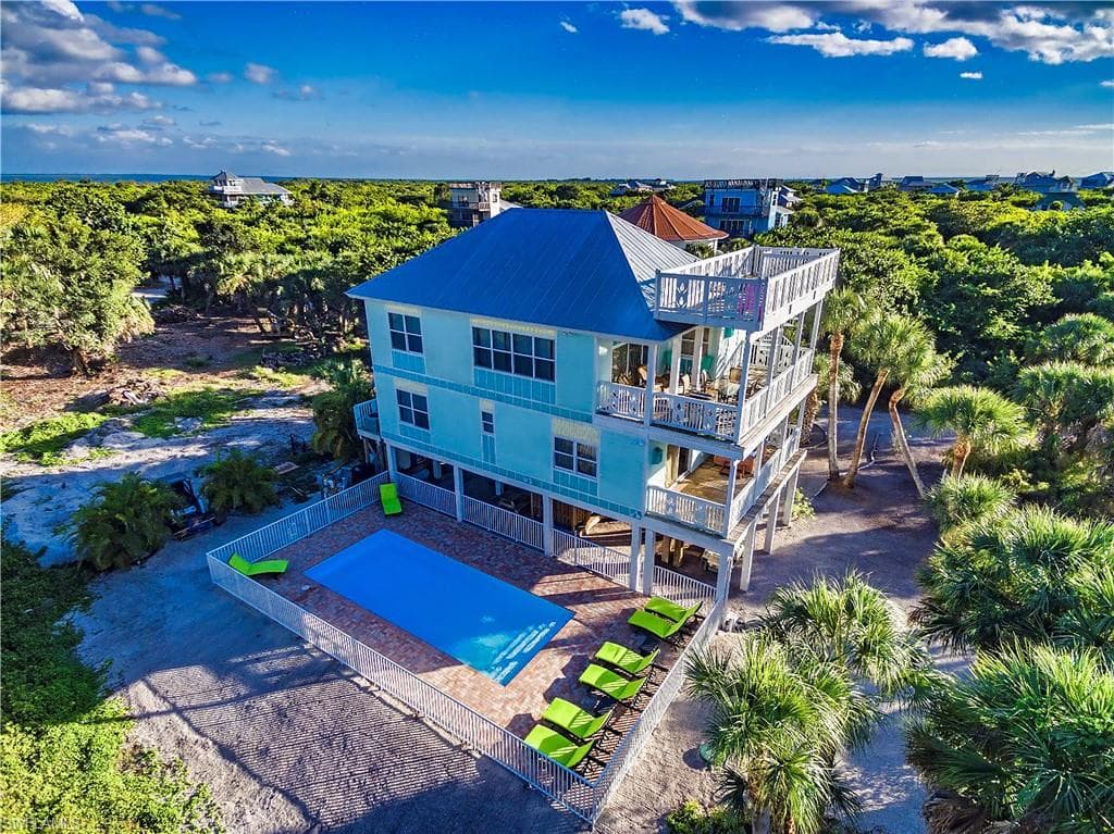 4460 Smugglers DR Upper Captiva, FL 33924
